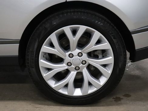 Used 2020 Land Rover Range Rover HSE image 39