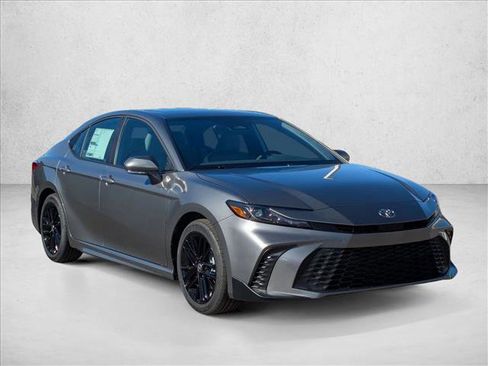 New 2026 Toyota Camry SE image 7