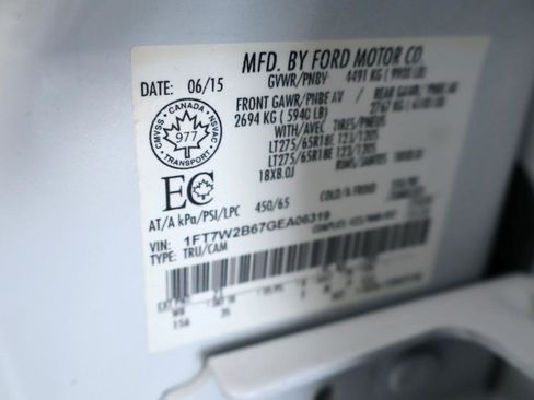 Used 2016 Ford F250 XLT w/ Snow Plow Prep Package image 39