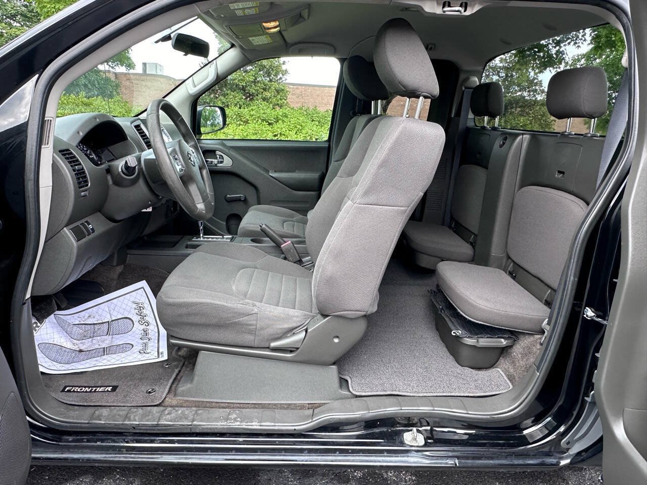 Used 2017 Nissan Frontier S RWD image 10