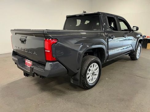 Used 2025 Toyota Tacoma SR5 AWD/4WD image 3