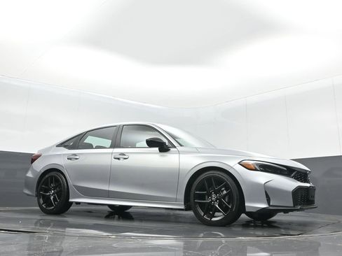 Certified 2025 Honda Civic Sport image 26