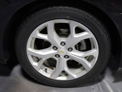 Used 2017 Chevrolet Volt Premier w/ Driver Confidence II Package image 35