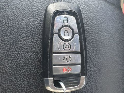 Used 2022 Ford Mustang GT Premium w/ Ford Safe & Smart Package RWD image 16