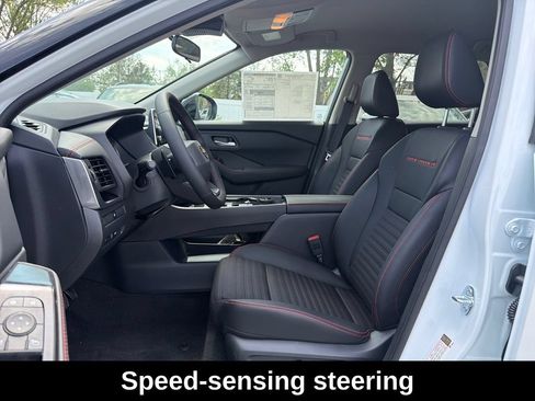 Used 2026 Nissan Rogue SV AWD/4WD image 11