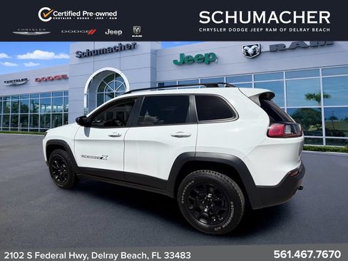 Certified 2022 Jeep Cherokee Latitude AWD/4WD image 5