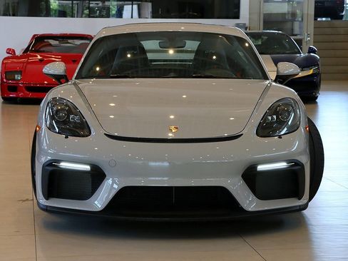Used 2020 Porsche 718 Cayman GT4 image 15