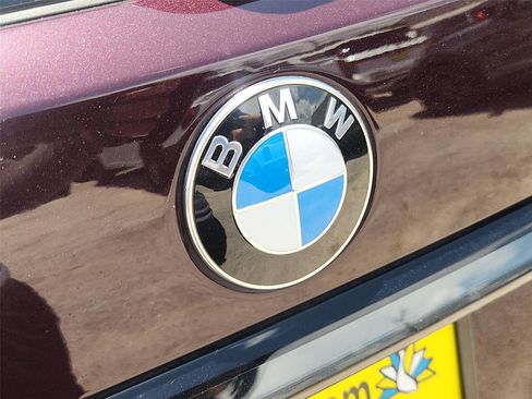 Used 2025 BMW X7 M60i AWD/4WD image 32