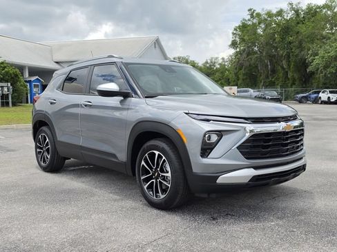 New 2026 Chevrolet TrailBlazer LT w/ Convenience Package FWD image 7
