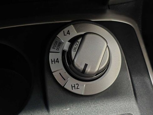 Used 2019 Toyota 4Runner SR5 Premium AWD/4WD image 15