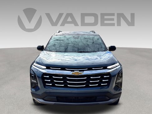 New 2026 Chevrolet Equinox LT w/ Safety and Technology Package image 2