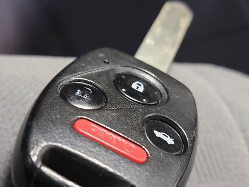 Used 2004 Honda Accord EX image 31