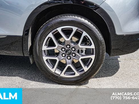 Used 2025 Chevrolet Blazer RS FWD image 16