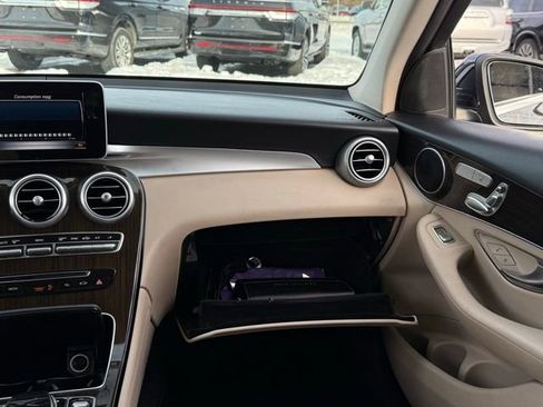 Used 2016 Mercedes-Benz GLC 300 4MATIC image 31