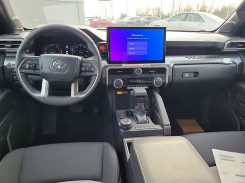 Used 2025 Toyota Tacoma TRD Off-Road image 10