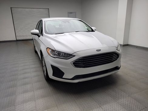 Used 2020 Ford Fusion SE w/ Fleet SE Value Package image 14