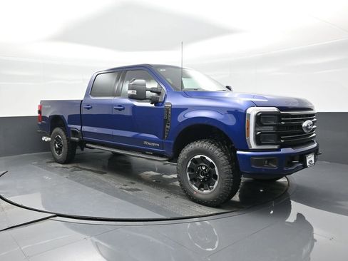 New 2026 Ford F250 Platinum w/ Tremor Off-Road Package AWD/4WD image 15