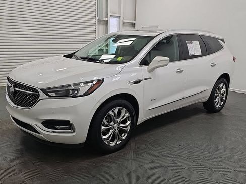 Used 2020 Buick Enclave Avenir w/ Avenir Technology Package FWD image 5