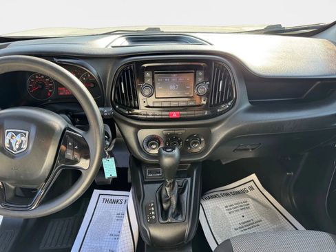 Used 2018 RAM ProMaster City Tradesman image 12