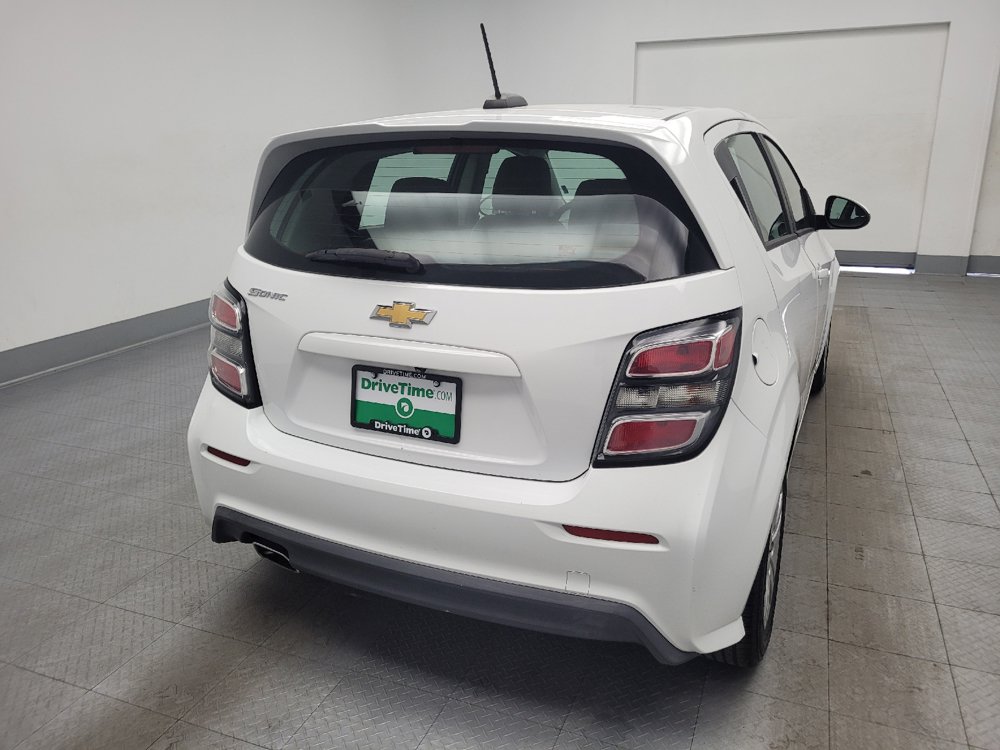 Used 2017 Chevrolet Sonic LT FWD image 7
