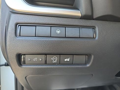 New 2026 Nissan Rogue SV FWD image 24