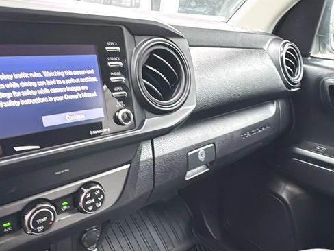 Used 2020 Toyota Tacoma SR image 19