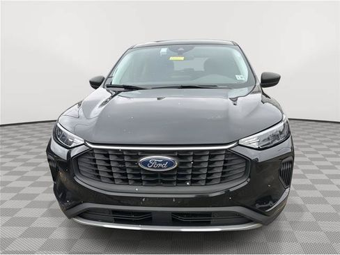 Certified 2024 Ford Escape Active AWD/4WD image 3
