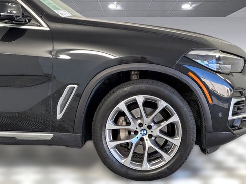 Used 2022 BMW X5 xDrive40i w/ Premium Package image 35