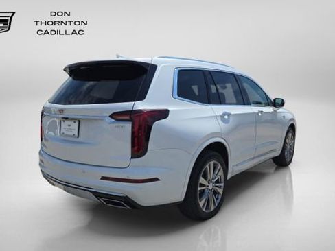 Used 2024 Cadillac XT6 Premium Luxury w/ LPO, Floor Liner Package AWD/4WD image 5
