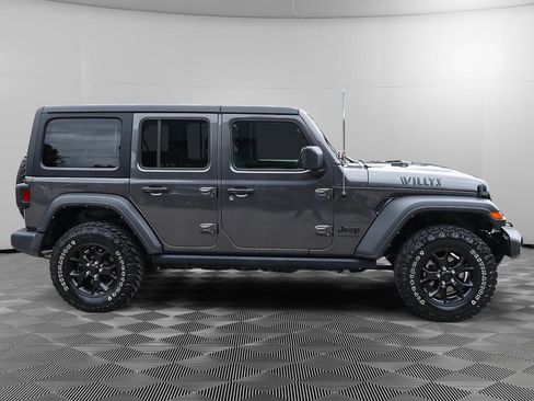 Used 2022 Jeep Wrangler Unlimited Sport AWD/4WD image 8