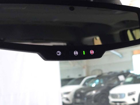 Used 2020 GMC Yukon Denali w/ Denali Premium Package image 34