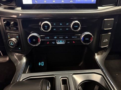 Used 2022 Ford F150 XLT w/ Equipment Group 302A High image 26