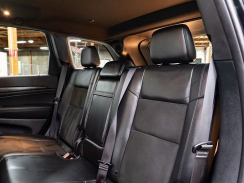Used 2020 Jeep Grand Cherokee Laredo w/ Quick Order Package 2BN North AWD/4WD image 27