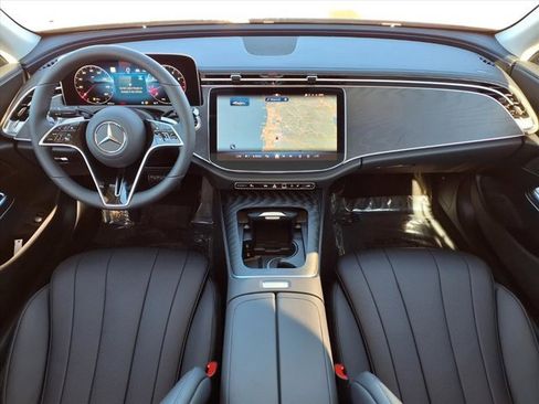 New 2026 Mercedes-Benz E 350 Sedan image 4