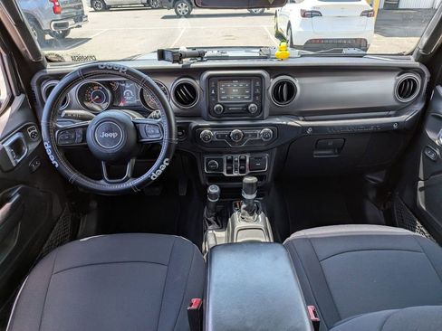 Used 2019 Jeep Wrangler Unlimited Sport S AWD/4WD image 25