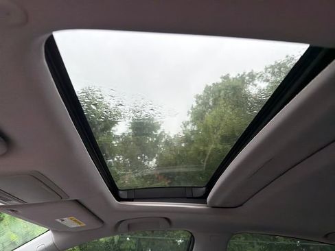 Used 2018 Honda Accord EX-L image 26