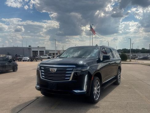 Used 2023 Cadillac Escalade ESV Premium Luxury Platinum AWD/4WD image 8