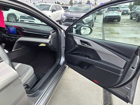Certified 2025 Toyota Camry LE image 10