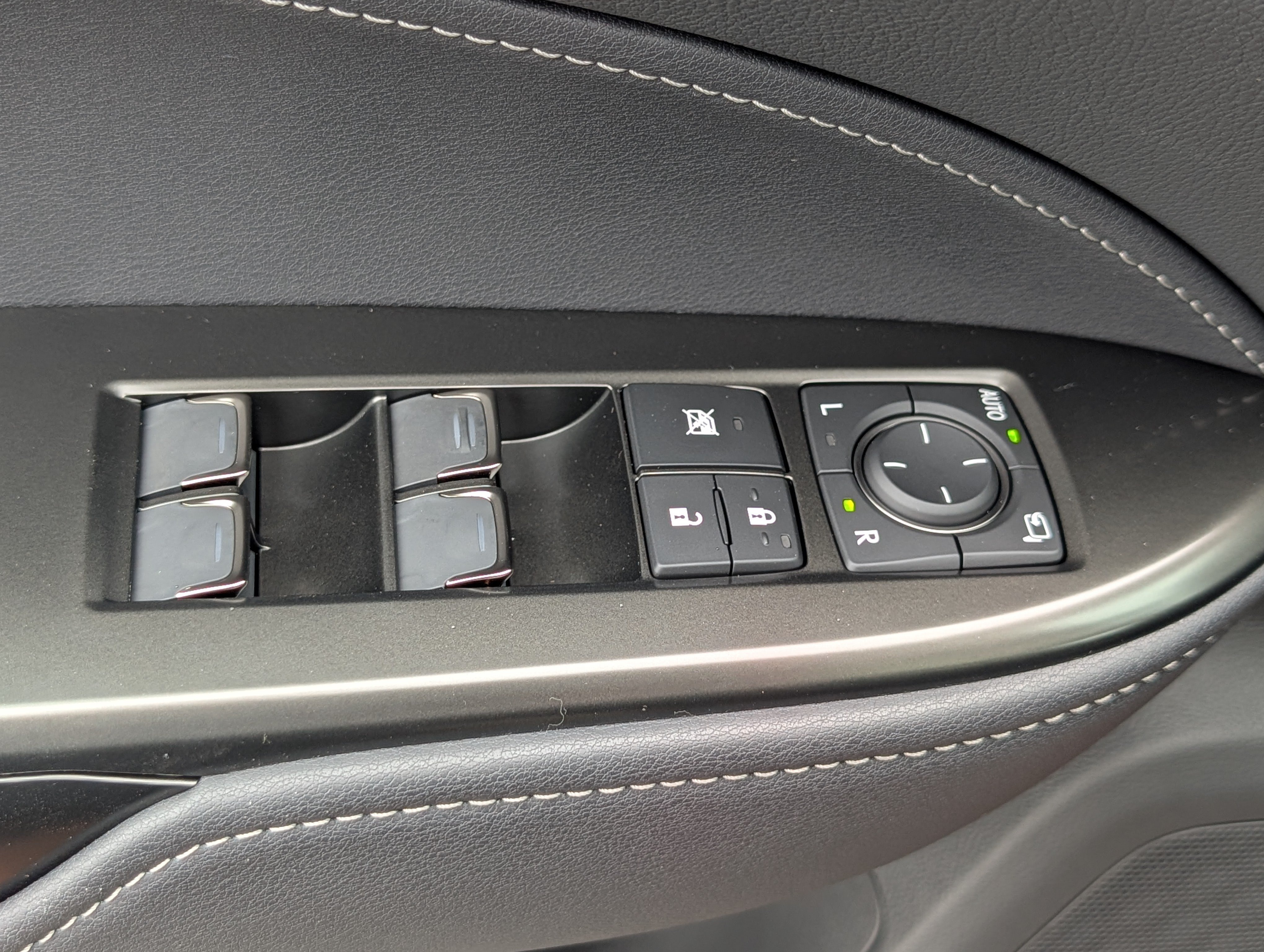 New 2026 Lexus NX 350 AWD w/ Accessory Package (2T) image 17