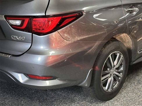 Used 2019 INFINITI QX60 Luxe w/ Essential Package image 6