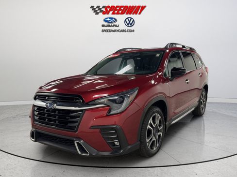 Certified 2024 Subaru Ascent Touring AWD/4WD image 4