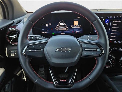 Used 2024 Chevrolet Blazer EV RS image 11