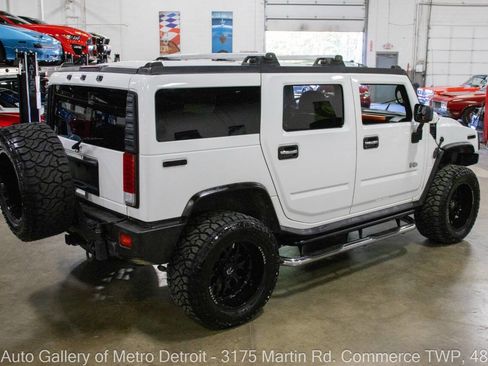 Used 2005 HUMMER H2 Base 4WD 4dr SUV w/ Preferred Equipment Group image 7