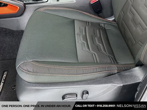 Used 2024 Nissan Frontier Pro-X image 18
