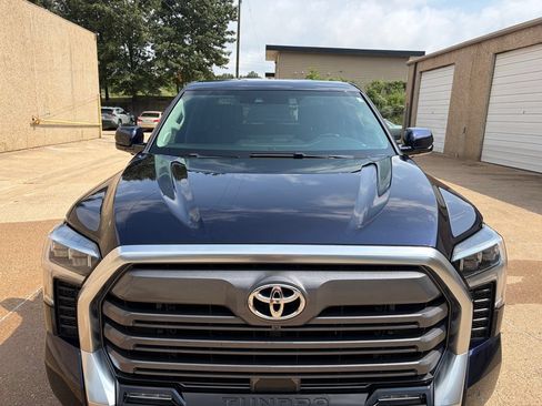 Used 2024 Toyota Tundra Limited AWD/4WD image 21