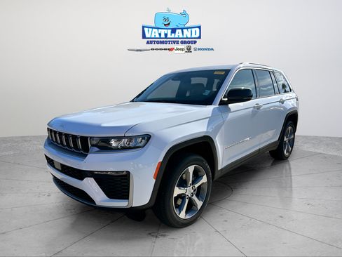 Certified 2026 Jeep Grand Cherokee Limited w/ Trailer Tow Package AWD/4WD image 20