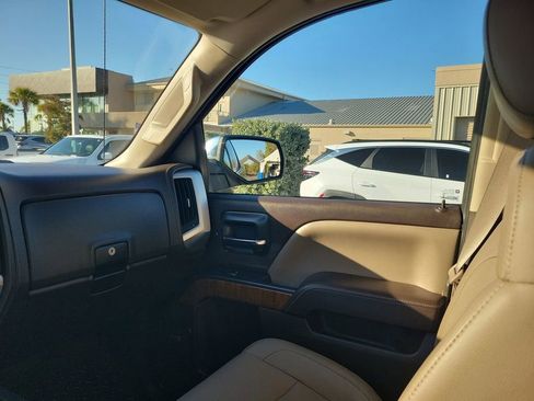 Used 2014 GMC Sierra 1500 SLT w/ SLT Crew Cab Value Package image 3