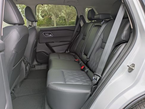 New 2026 Nissan Rogue Platinum image 15