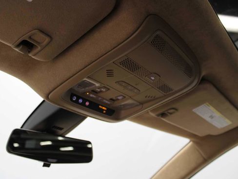 Used 2018 Cadillac XT5 Platinum image 23