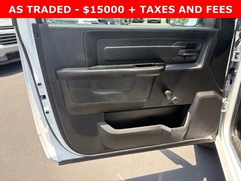 Used 2019 RAM 1500 Express RWD image 12